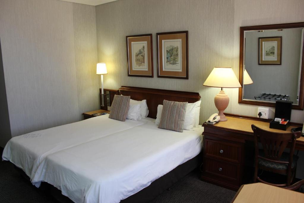 On St Georges Hotel 3*